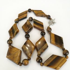 Украшения из натуральных камней