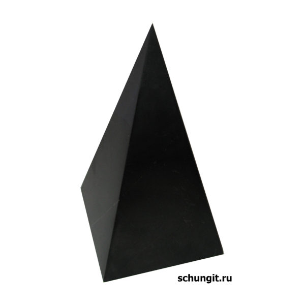 piramida_shungit_vysokaya_polirovannaya